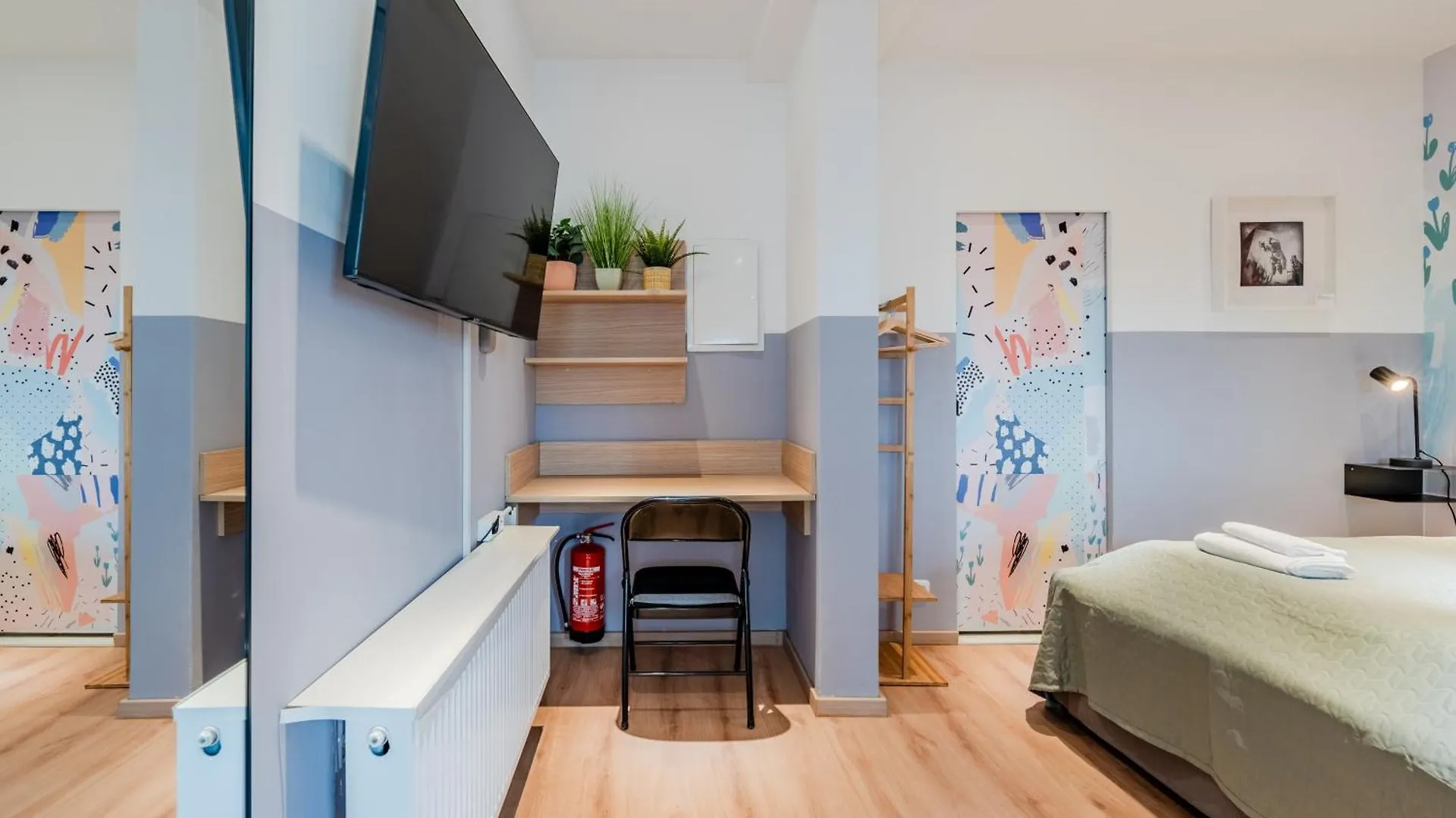 Central & Self Check-In - Street Art Studio Βερολίνο 0*,  Γερμανία