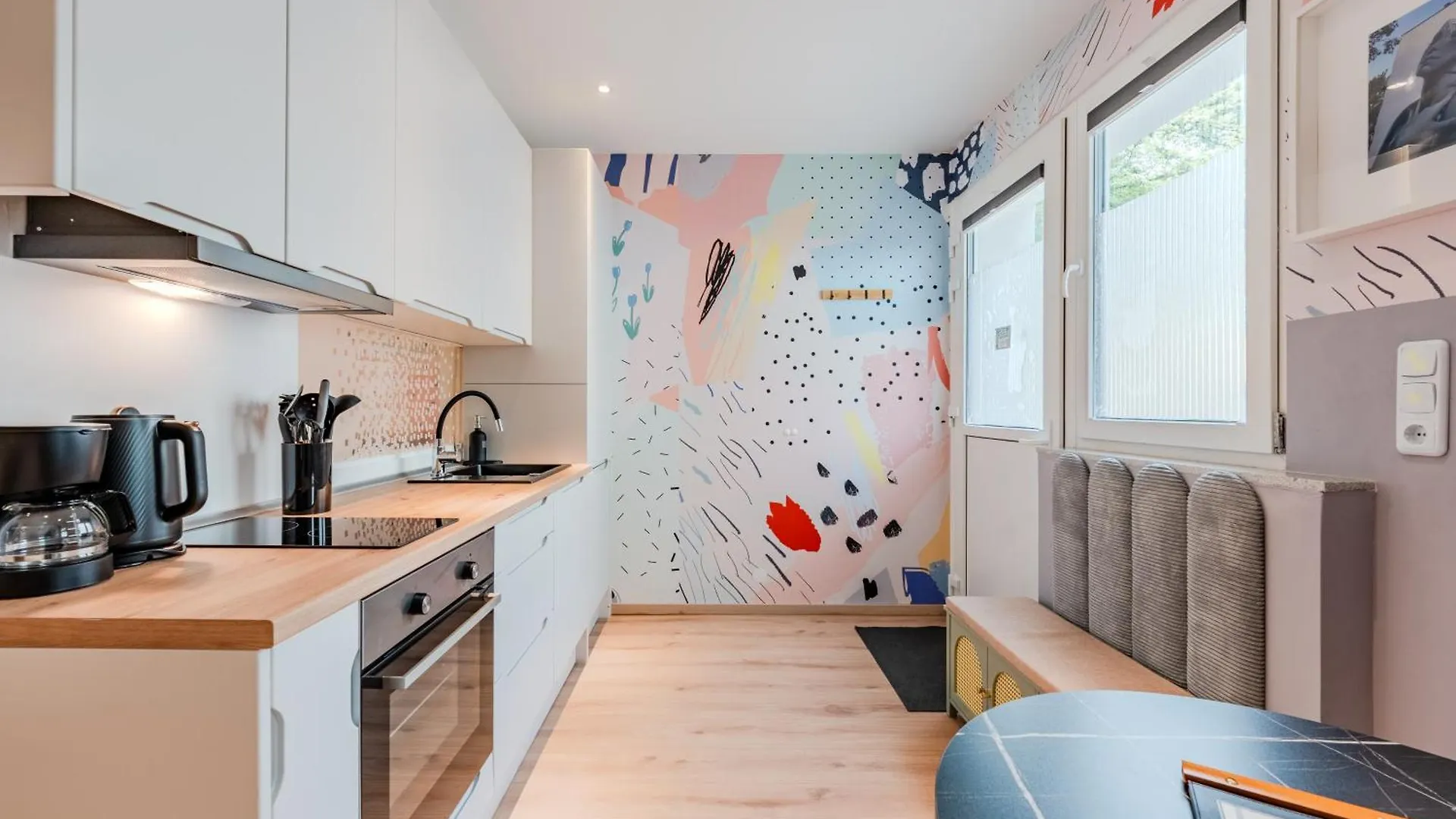 Central & Self Check-In - Street Art Studio Βερολίνο 0*,  Γερμανία
